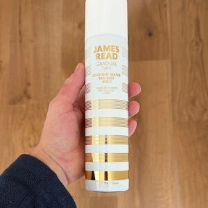 Gradual Tan Coconut Water Mist - White and Gold